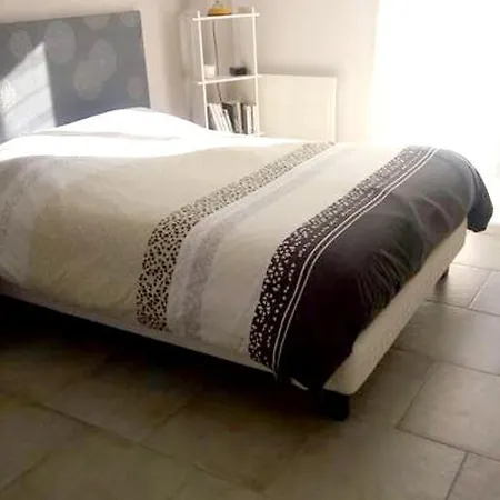 Apartament Appartement De 2 Chambres A Le Pradet A 700 M De La Plage Avec Balcon Amenage Et Wifi *