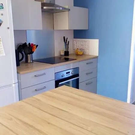 Appartement De 2 Chambres A Le Pradet A 700 M De La Plage Avec Balcon Amenage Et Wifi Apartament